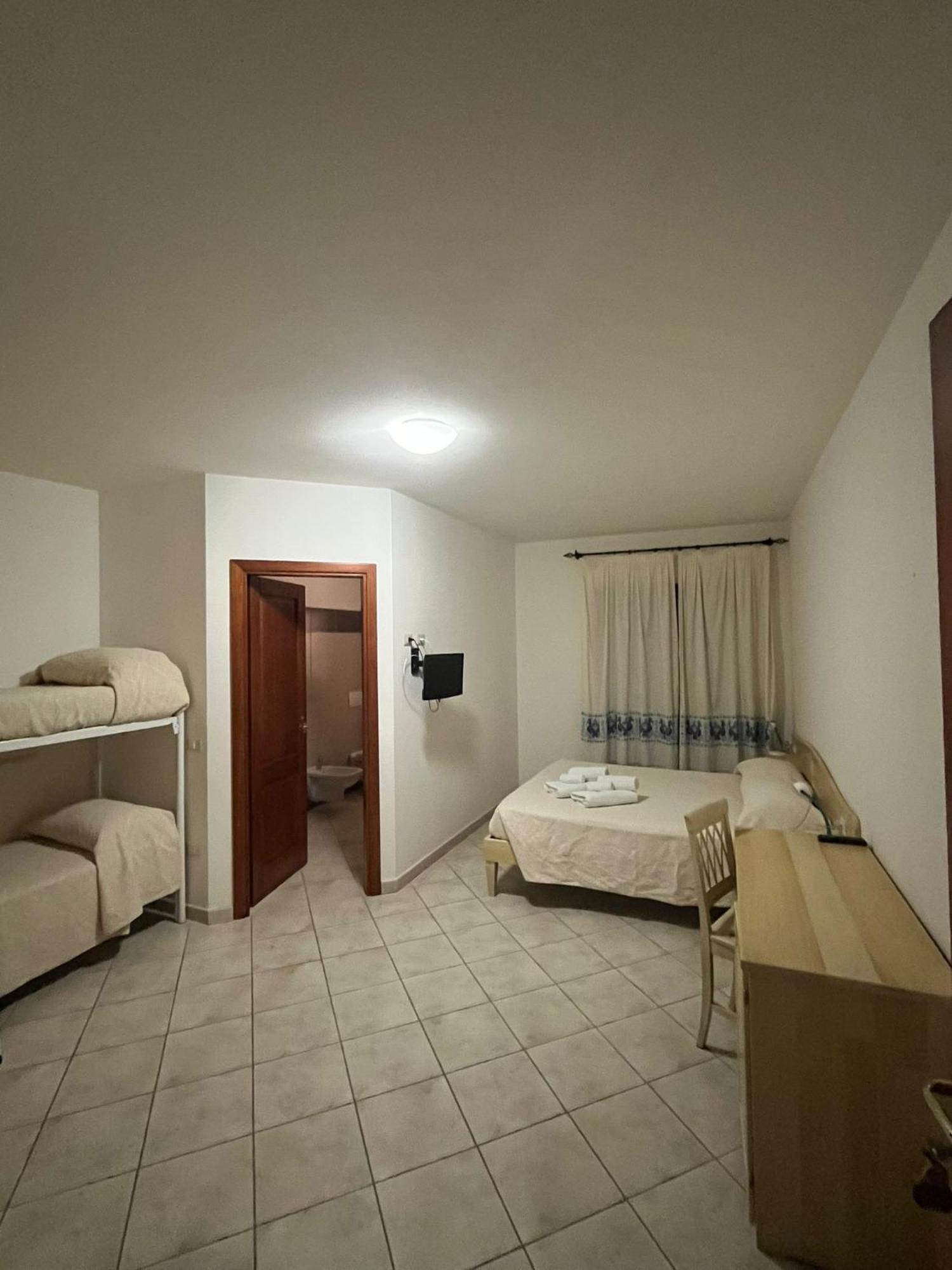 Senabrinu Apartment Suni ภายนอก รูปภาพ